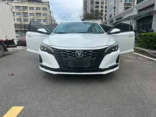 Changan Raeton CC 2022 Blue Whale Edition 1.5T DCT Luxury type exterior photo 4 Changan Raeton CC 2022 Blue Whale Edition 1.5T DCT Luxury type exterior photo 4