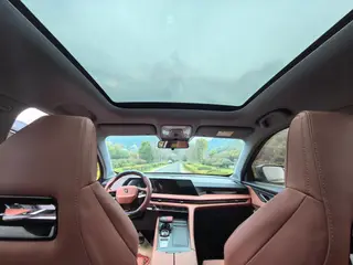 Changan CS75 PLUS 2023 Third generation 1.5T Automatic Deluxe interior photo 16 Changan CS75 PLUS 2023 Third generation 1.5T Automatic Deluxe interior photo 16
