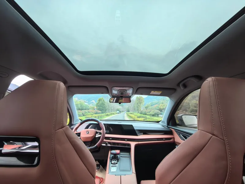 Changan CS75 PLUS 2023 Third generation 1.5T Automatic Deluxe interior photo 16 Changan CS75 PLUS 2023 Third generation 1.5T Automatic Deluxe interior photo 16