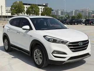 Hyundai Tucson 2015 1.6T Dual-clutch, two-wheel drive, intelligent model exterior photo 3 Hyundai Tucson 2015 1.6T Dual-clutch, two-wheel drive, intelligent model exterior photo 3