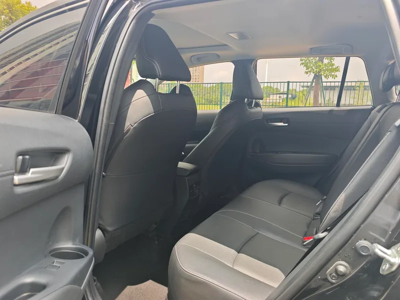 Toyota Frontlander 2023 2.0L CVT Edición de lujo interior foto 8 Toyota Frontlander 2023 2.0L CVT Edición de lujo interior foto 8