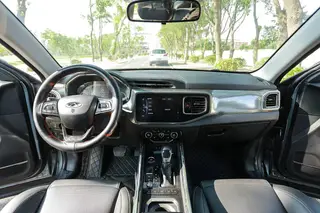 Chery Tiggo 8 2018 1.5TCI Automatic Deluxe 7 seat interior photo 6 Chery Tiggo 8 2018 1.5TCI Automatic Deluxe 7 seat interior photo 6
