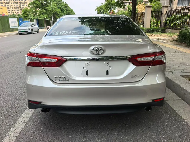 Toyota Camry 2018 2.0G Luxury Edition interior photo 8 Toyota Camry 2018 2.0G Luxury Edition interior photo 8