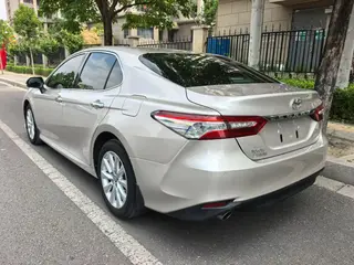 Toyota Camry 2018 2.0G Luxury Edition interior photo 9 Toyota Camry 2018 2.0G Luxury Edition interior photo 9