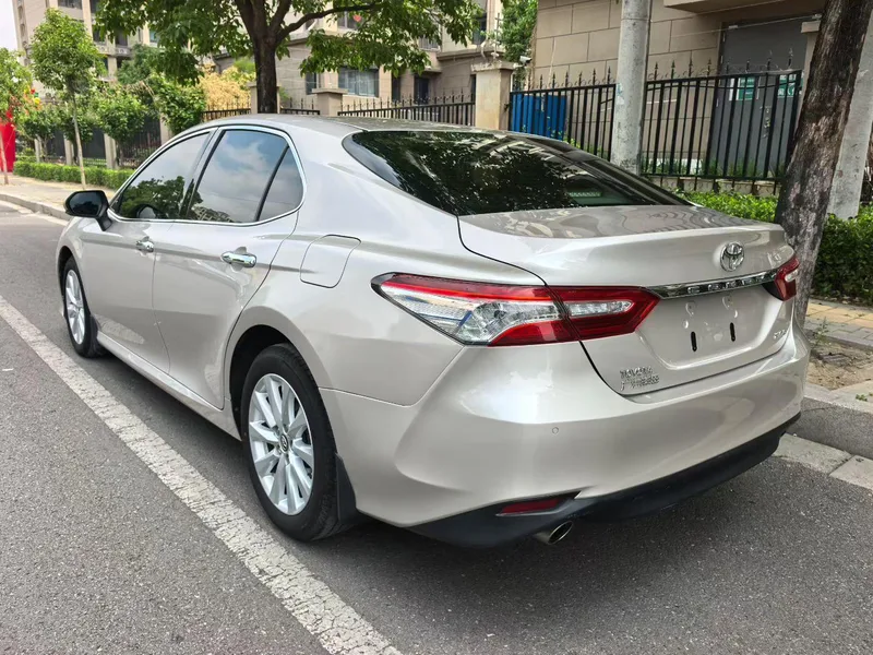 Toyota Camry 2018 2.0G Luxury Edition interior photo 9 Toyota Camry 2018 2.0G Luxury Edition interior photo 9
