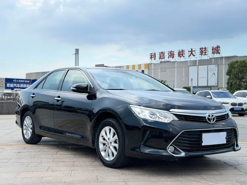 Toyota Camry 2016 2.0G 10th Anniversary Leading Edition exterior photo 3 Toyota Camry 2016 2.0G 10th Anniversary Leading Edition exterior photo 3