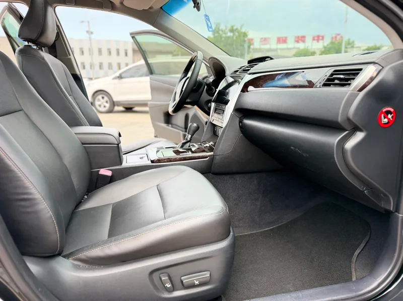 Toyota Camry 2016 2.0G 10th Anniversary Leading Edition exterior photo 6 Toyota Camry 2016 2.0G 10th Anniversary Leading Edition exterior photo 6