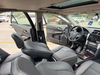 Toyota Camry 2016 2.0G 10th Anniversary Leading Edition interior photo 11 Toyota Camry 2016 2.0G 10th Anniversary Leading Edition interior photo 11