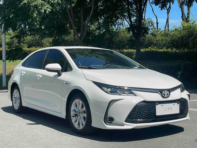 Toyota Corolla 2023 Intelligent electric hybrid double engine 1.8L E-CVT Elite Edition exterior photo 3