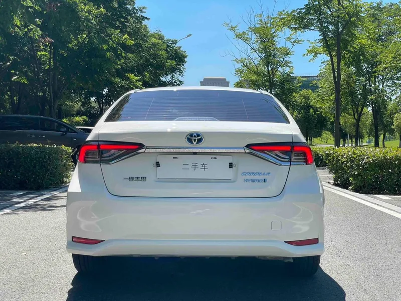 Toyota Corolla 2023 Intelligent electric hybrid double engine 1.8L E-CVT Elite Edition exterior photo 5