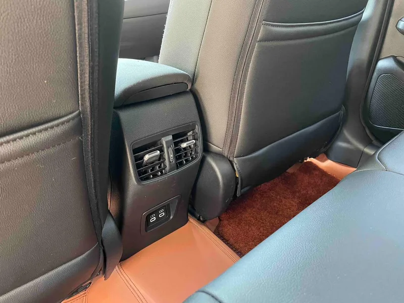 Toyota Corolla 2023 Intelligent electric hybrid double engine 1.8L E-CVT Elite Edition interior photo 11