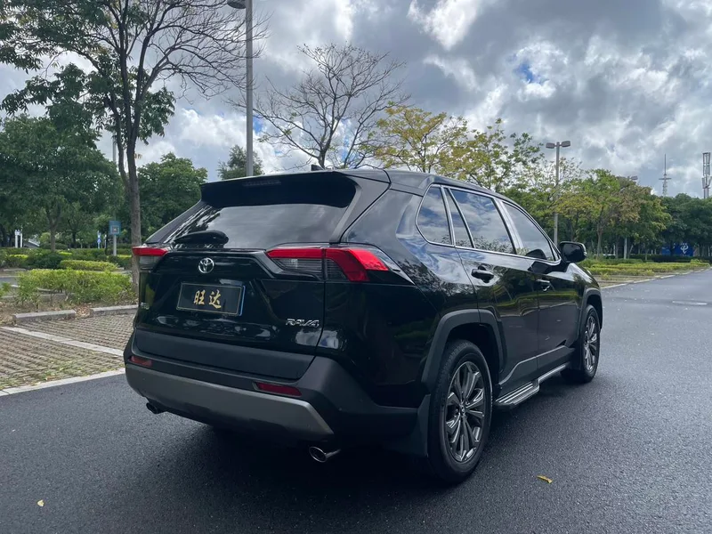 Toyota RAV4 2023 2.0L CVT Two-Drive Fashion Edition exterior photo 7 Toyota RAV4 2023 2.0L CVT Two-Drive Fashion Edition exterior photo 7
