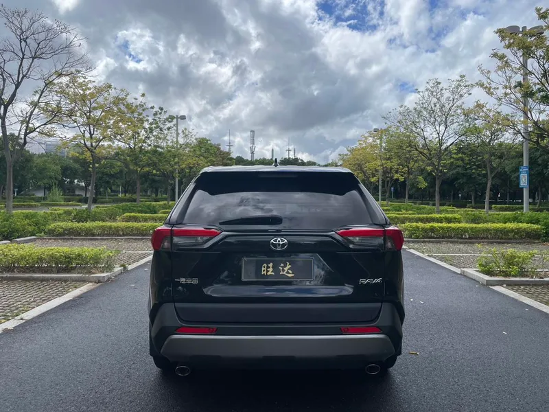 Toyota RAV4 2023 2.0L CVT Two-Drive Fashion Edition exterior photo 8 Toyota RAV4 2023 2.0L CVT Two-Drive Fashion Edition exterior photo 8