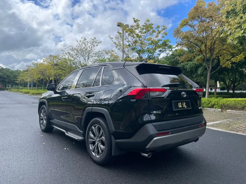 Toyota RAV4 2023 2.0L CVT Two-Drive Fashion Edition exterior photo 9 Toyota RAV4 2023 2.0L CVT Two-Drive Fashion Edition exterior photo 9