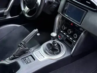 Toyota 86 2019 2.0L Manual Deluxe Edition exterior photo 5