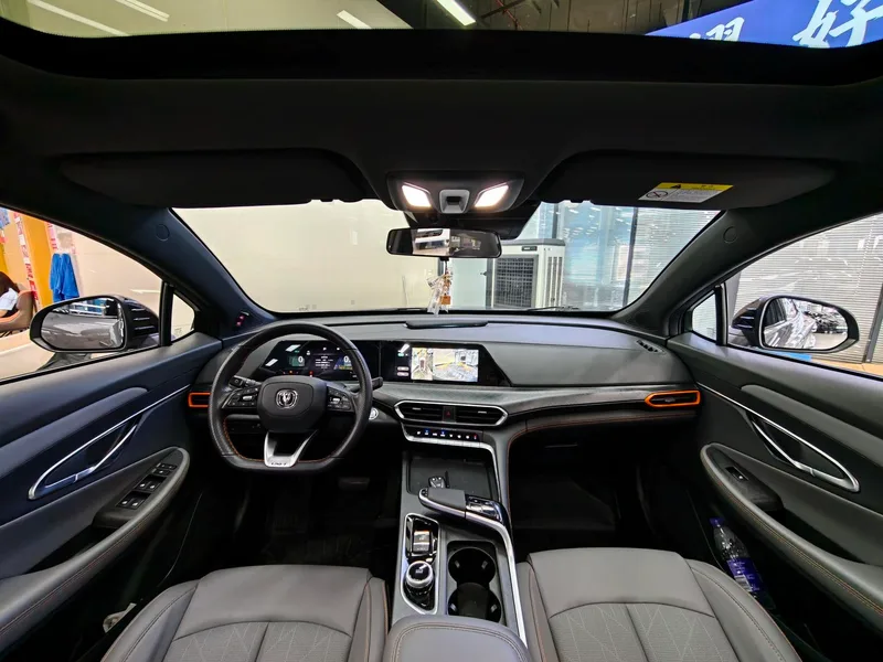 Changan UNI-T 2022 1.5T Premium Trim interior photo 8 Changan UNI-T 2022 1.5T Premium Trim interior photo 8