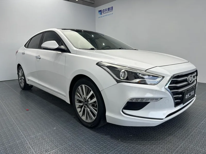Hyundai Mistra 2017 1.8L Intelligent automatique GLS Pays V extérieur photo 4 Hyundai Mistra 2017 1.8L Intelligent automatique GLS Pays V extérieur photo 4