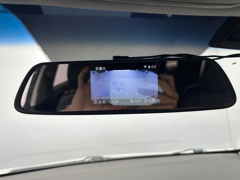 Hyundai Mistra 2017 1.8L Intelligent automatique GLS Pays V intérieur photo 15 Hyundai Mistra 2017 1.8L Intelligent automatique GLS Pays V intérieur photo 15