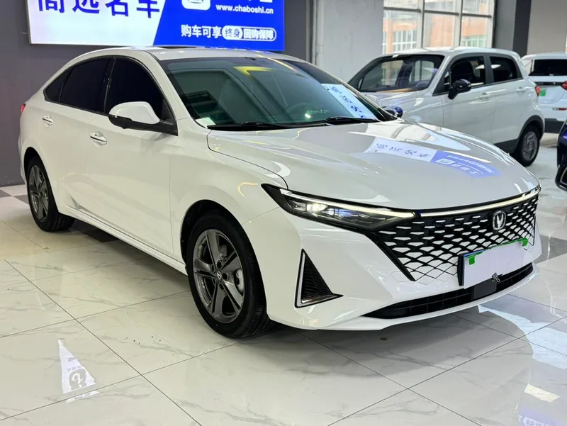 Changan Raeton Plus 2023 1.5T DCT Premium Trim exterior photo 2 Changan Raeton Plus 2023 1.5T DCT Premium Trim exterior photo 2