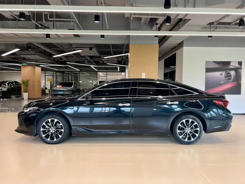 Toyota Avalon 2023 2.5L Automatic Luxury Edition exterior photo 3