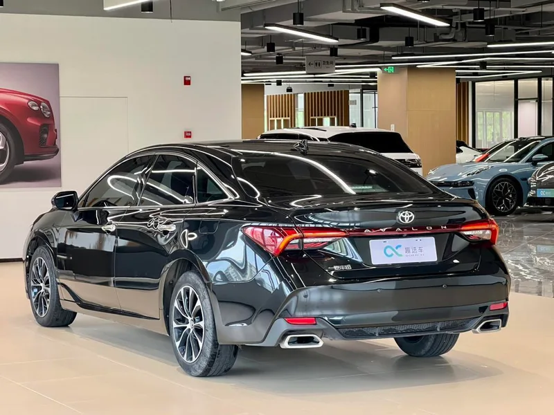 Toyota Avalon 2023 2.5L Automatic Luxury Edition exterior photo 5