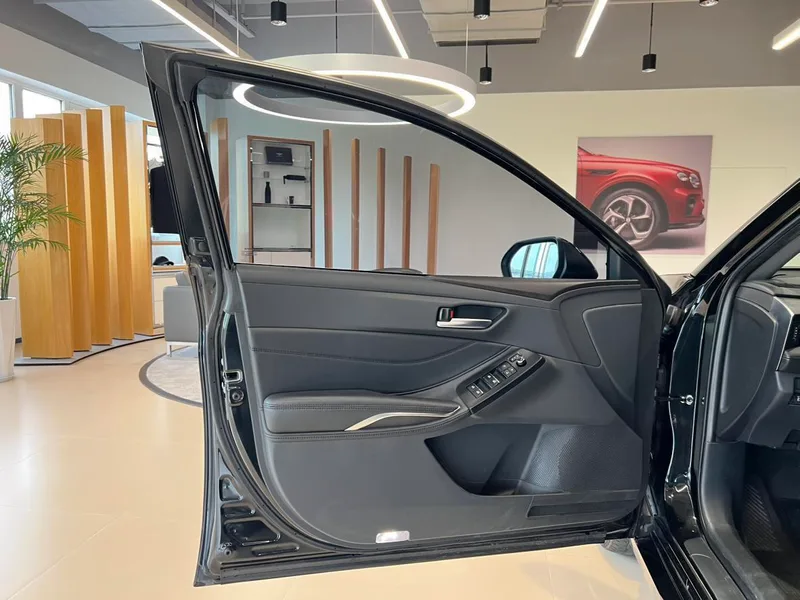 Toyota Avalon 2023 2.5L Automatic Luxury Edition exterior photo 7