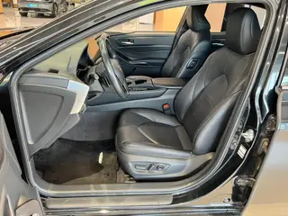 Toyota Avalon 2023 2.5L Automatic Luxury Edition interior photo 9