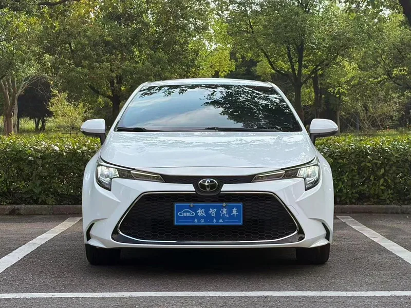 Toyota Levin 2022 185T CVT Version de luxe extérieur photo 2 Toyota Levin 2022 185T CVT Version de luxe extérieur photo 2
