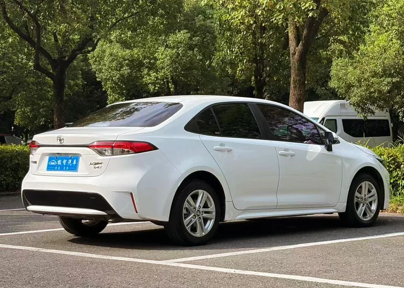 Toyota Levin 2022 185T CVT Version de luxe extérieur photo 5 Toyota Levin 2022 185T CVT Version de luxe extérieur photo 5