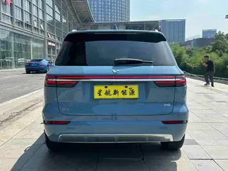 Li Auto ONE 2021 extended range 6 Seat plate exterior photo 6 Li Auto ONE 2021 extended range 6 Seat plate exterior photo 6