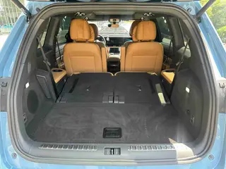 Li Auto ONE 2021 extended range 6 Seat plate exterior photo 7 Li Auto ONE 2021 extended range 6 Seat plate exterior photo 7