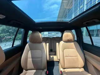 Li Auto ONE 2021 extended range 6 Seat plate interior photo 15 Li Auto ONE 2021 extended range 6 Seat plate interior photo 15