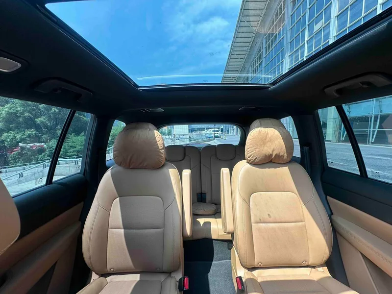 Li Auto ONE 2021 extended range 6 Seat plate interior photo 15 Li Auto ONE 2021 extended range 6 Seat plate interior photo 15