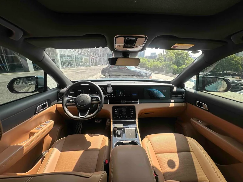 Li Auto ONE 2021 extended range 6 Seat plate interior photo 17 Li Auto ONE 2021 extended range 6 Seat plate interior photo 17