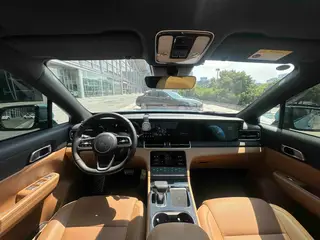 Li Auto ONE 2021 extended range 6 Seat plate interior photo 19 Li Auto ONE 2021 extended range 6 Seat plate interior photo 19