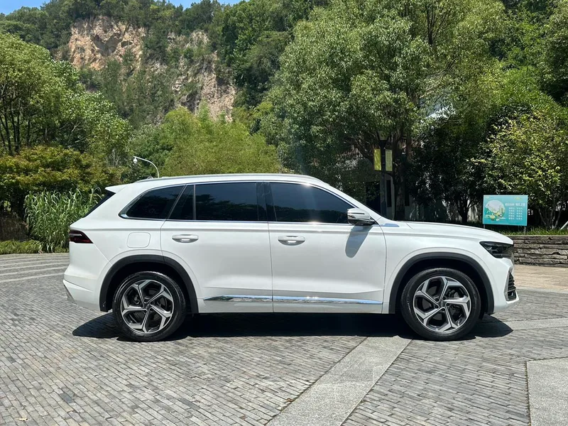 Geely Monjaro 2021 2.0TD DCT EVO Tipo noble con tracción en dos ruedas exterior foto 5 Geely Monjaro 2021 2.0TD DCT EVO Tipo noble con tracción en dos ruedas exterior foto 5