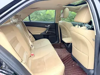 Toyota Reiz 2013 2.5V Versión de navegación Shangrui interior foto 14 Toyota Reiz 2013 2.5V Versión de navegación Shangrui interior foto 14