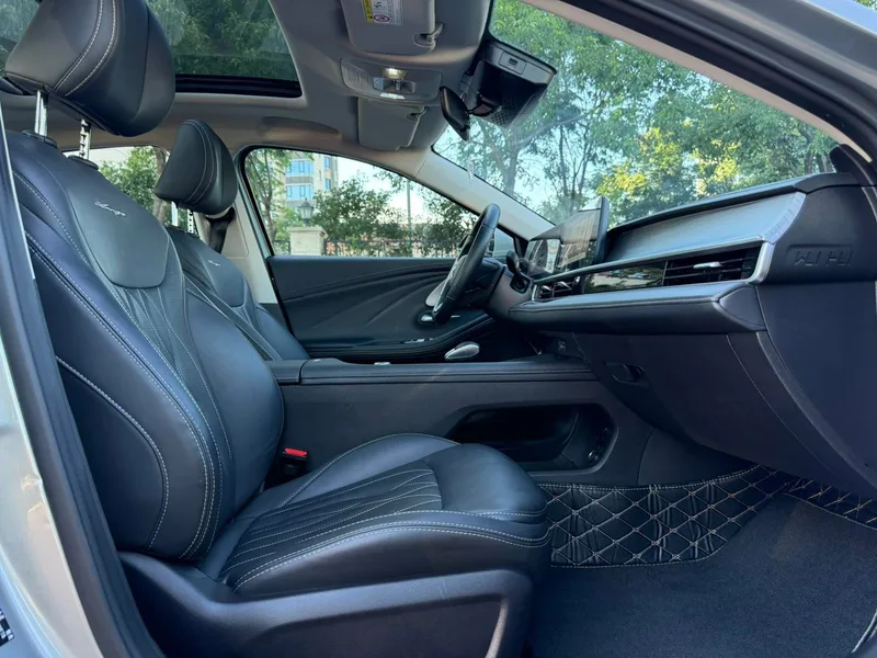 Chery Arrizo 8 2024 1.6TGDI DCT wisdom interior photo 11 Chery Arrizo 8 2024 1.6TGDI DCT wisdom interior photo 11