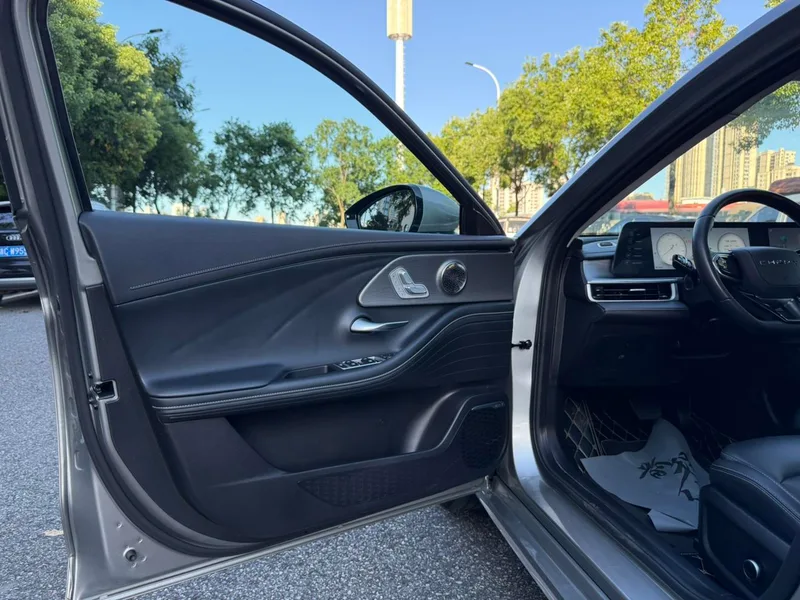 Chery Arrizo 8 2024 1.6TGDI DCT wisdom interior photo 17 Chery Arrizo 8 2024 1.6TGDI DCT wisdom interior photo 17
