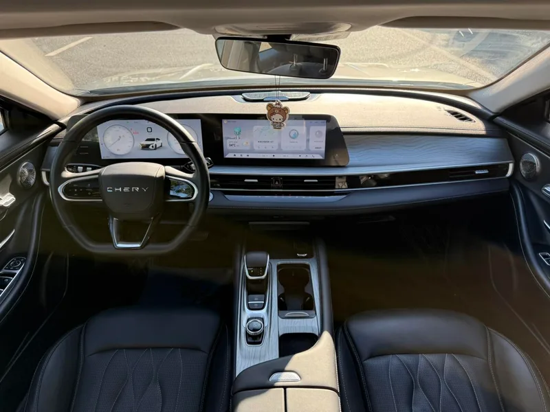 Chery Arrizo 8 2024 1.6TGDI DCT wisdom interior photo 18 Chery Arrizo 8 2024 1.6TGDI DCT wisdom interior photo 18