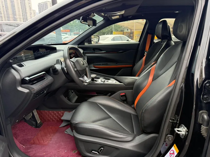 Changan UNI-V 2022 1.5T Wisdom Pilot Type exterior photo 4 Changan UNI-V 2022 1.5T Wisdom Pilot Type exterior photo 4