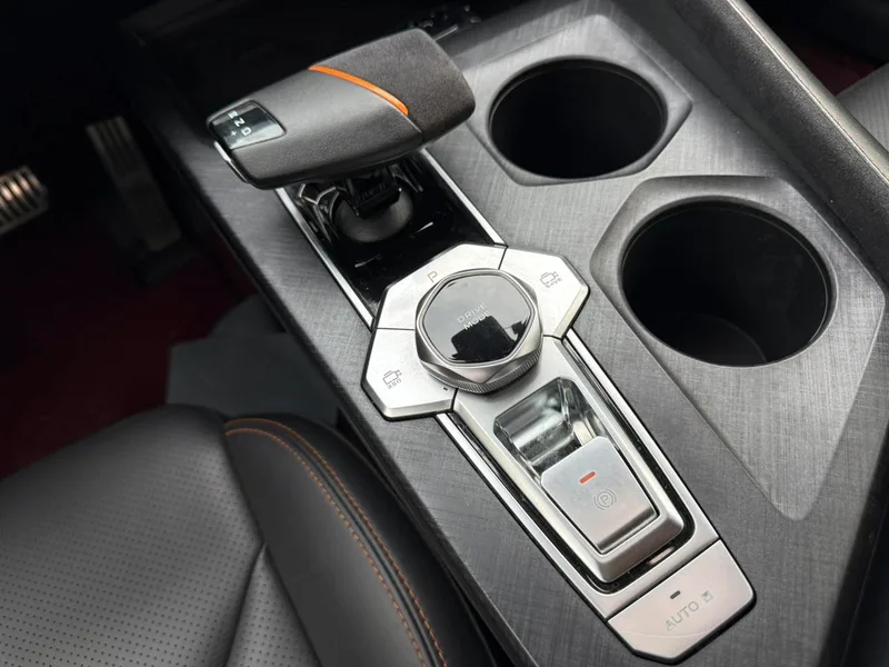 Changan UNI-V 2022 1.5T Wisdom Pilot Type interior photo 8 Changan UNI-V 2022 1.5T Wisdom Pilot Type interior photo 8