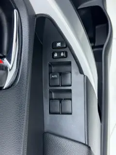 Toyota Corolla 2017 Mise à jour 1.2T S-CVT GL-i Pays V extérieur photo 5 Toyota Corolla 2017 Mise à jour 1.2T S-CVT GL-i Pays V extérieur photo 5