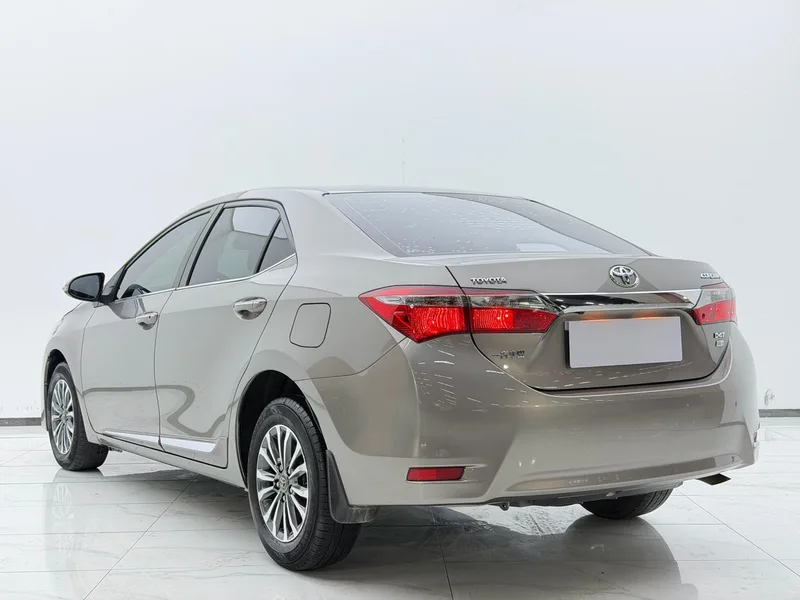 Toyota Corolla 2017 Mise à jour 1.2T S-CVT GL-i Pays V intérieur photo 13 Toyota Corolla 2017 Mise à jour 1.2T S-CVT GL-i Pays V intérieur photo 13
