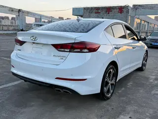 Hyundai Elantra Lingdong 2018 1.4T Двойное сцепление Живой тип экстерьер фото 5 Hyundai Elantra Lingdong 2018 1.4T Двойное сцепление Живой тип экстерьер фото 5