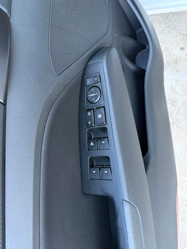 Hyundai Elantra Lingdong 2018 1.4T Двойное сцепление Живой тип интерьер фото 14 Hyundai Elantra Lingdong 2018 1.4T Двойное сцепление Живой тип интерьер фото 14