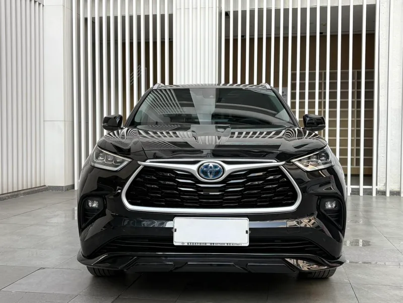 Toyota Highlander 2023 Double moteur 2.5L Version distinguée à quatre roues motrices 7 Siège extérieur photo 2 Toyota Highlander 2023 Double moteur 2.5L Version distinguée à quatre roues motrices 7 Siège extérieur photo 2
