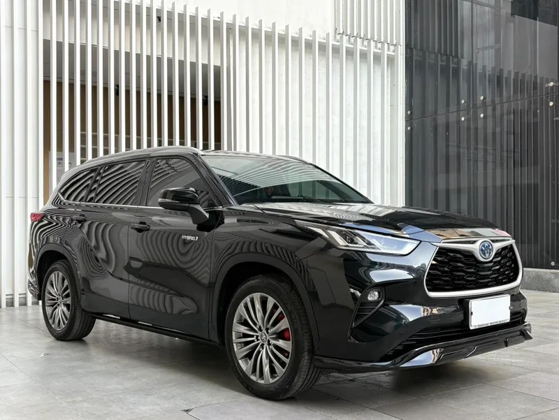 Toyota Highlander 2023 Double moteur 2.5L Version distinguée à quatre roues motrices 7 Siège extérieur photo 3 Toyota Highlander 2023 Double moteur 2.5L Version distinguée à quatre roues motrices 7 Siège extérieur photo 3