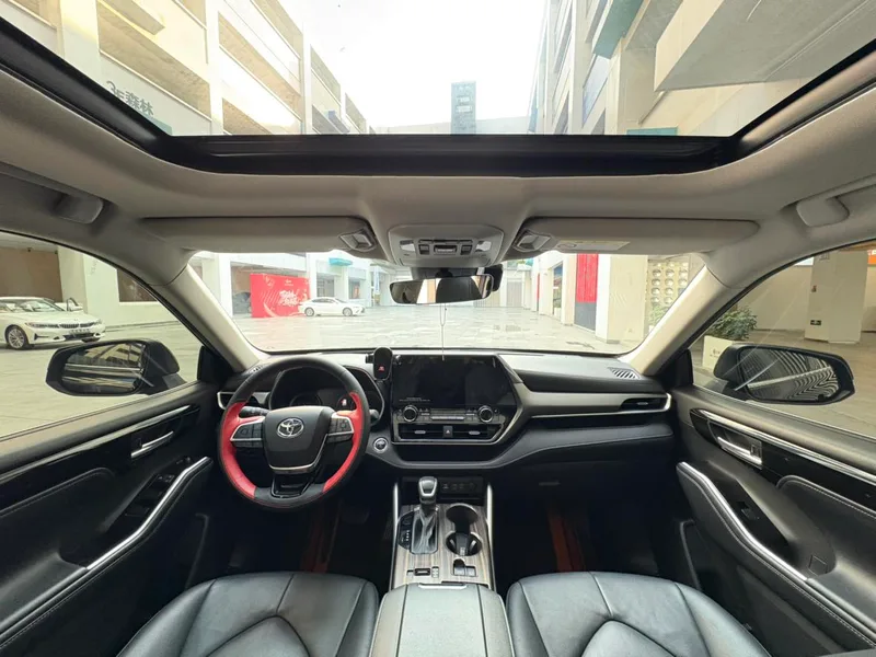 Toyota Highlander 2023 Double moteur 2.5L Version distinguée à quatre roues motrices 7 Siège extérieur photo 5 Toyota Highlander 2023 Double moteur 2.5L Version distinguée à quatre roues motrices 7 Siège extérieur photo 5