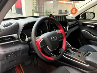 Toyota Highlander 2023 Double moteur 2.5L Version distinguée à quatre roues motrices 7 Siège extérieur photo 7 Toyota Highlander 2023 Double moteur 2.5L Version distinguée à quatre roues motrices 7 Siège extérieur photo 7